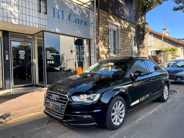 Audi A3 III 1.6 TDI 110ch S Line